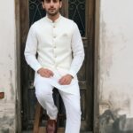 Signature Off-White Waistcoat